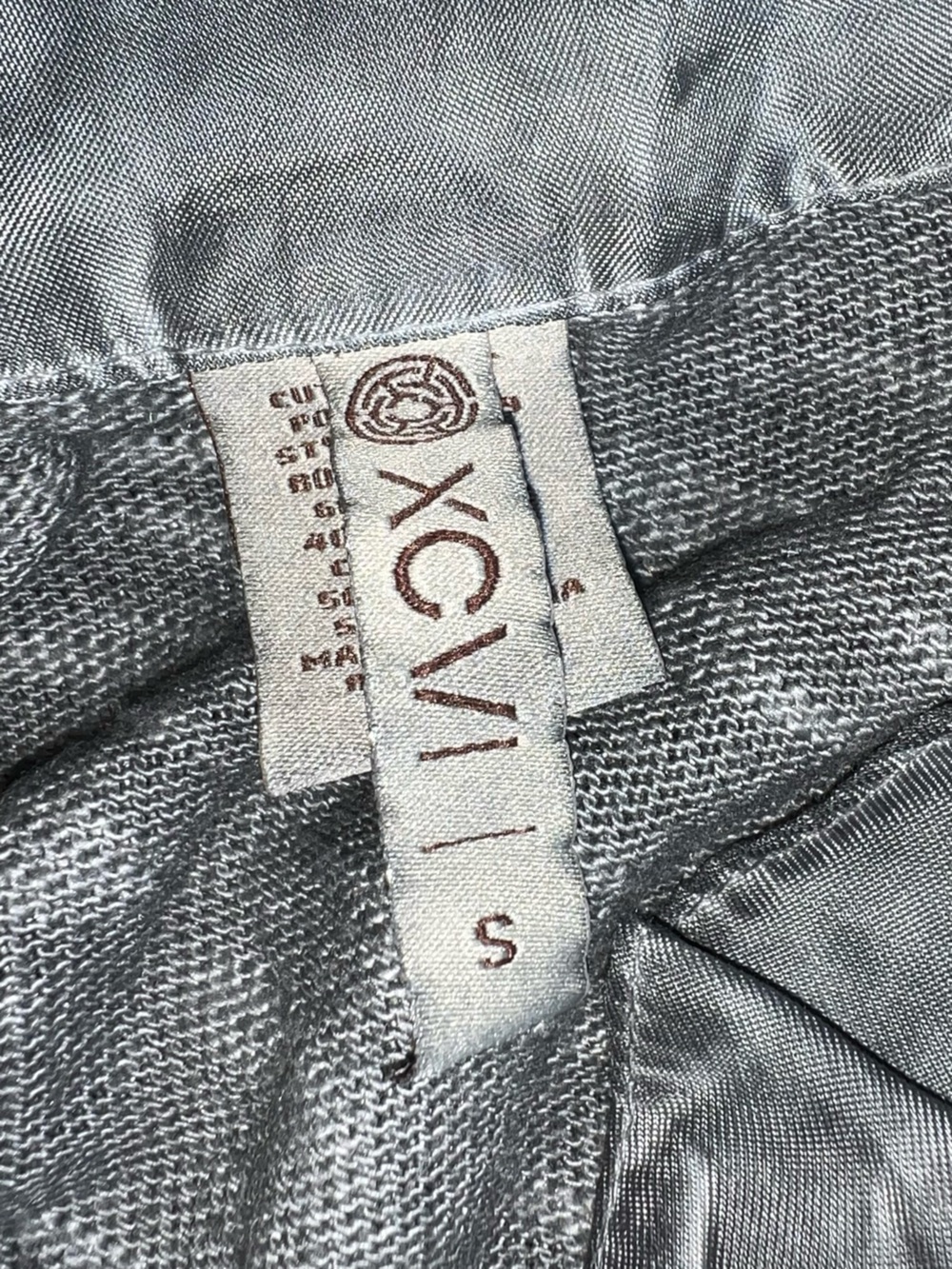 XCVI Washed Gray Ruffle-Front Long Sleeve Tunic - Picture 3 of 4